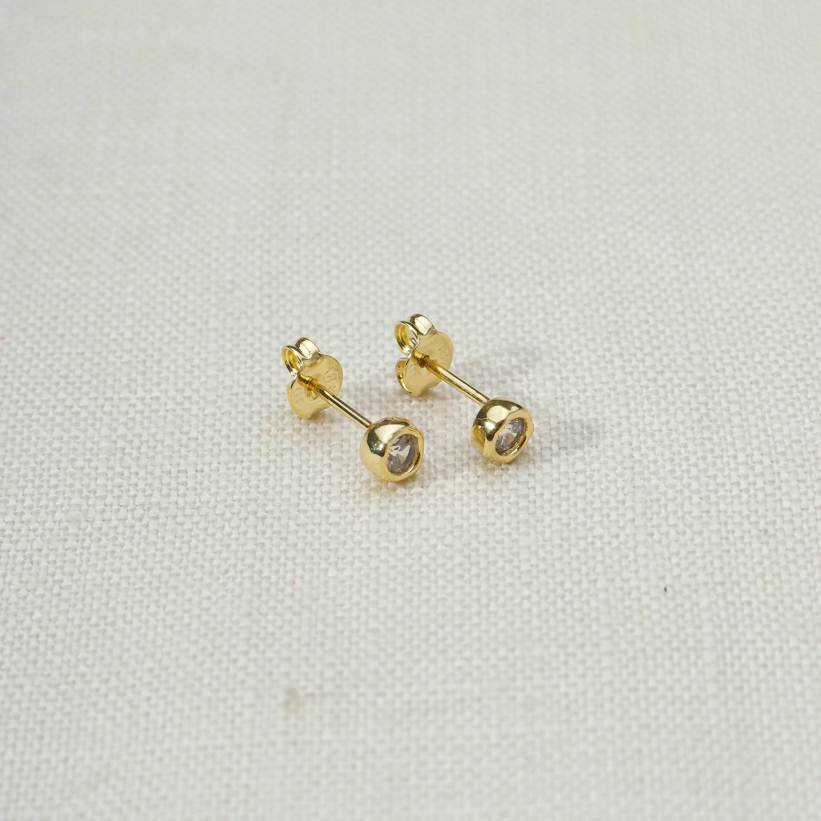 18k Gold Filled  4mm Round Bezel Cubic Zirconia Stud Earrings