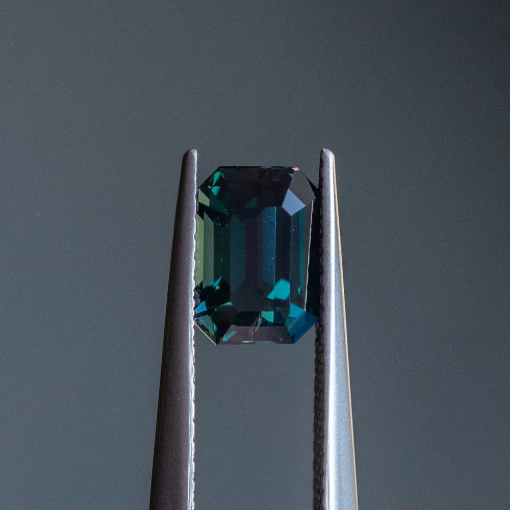 2.05CT EMERALD CUT MADAGASCAR SAPPHIRE, DEEP GREEN, 7.46X6.10X4.56MM