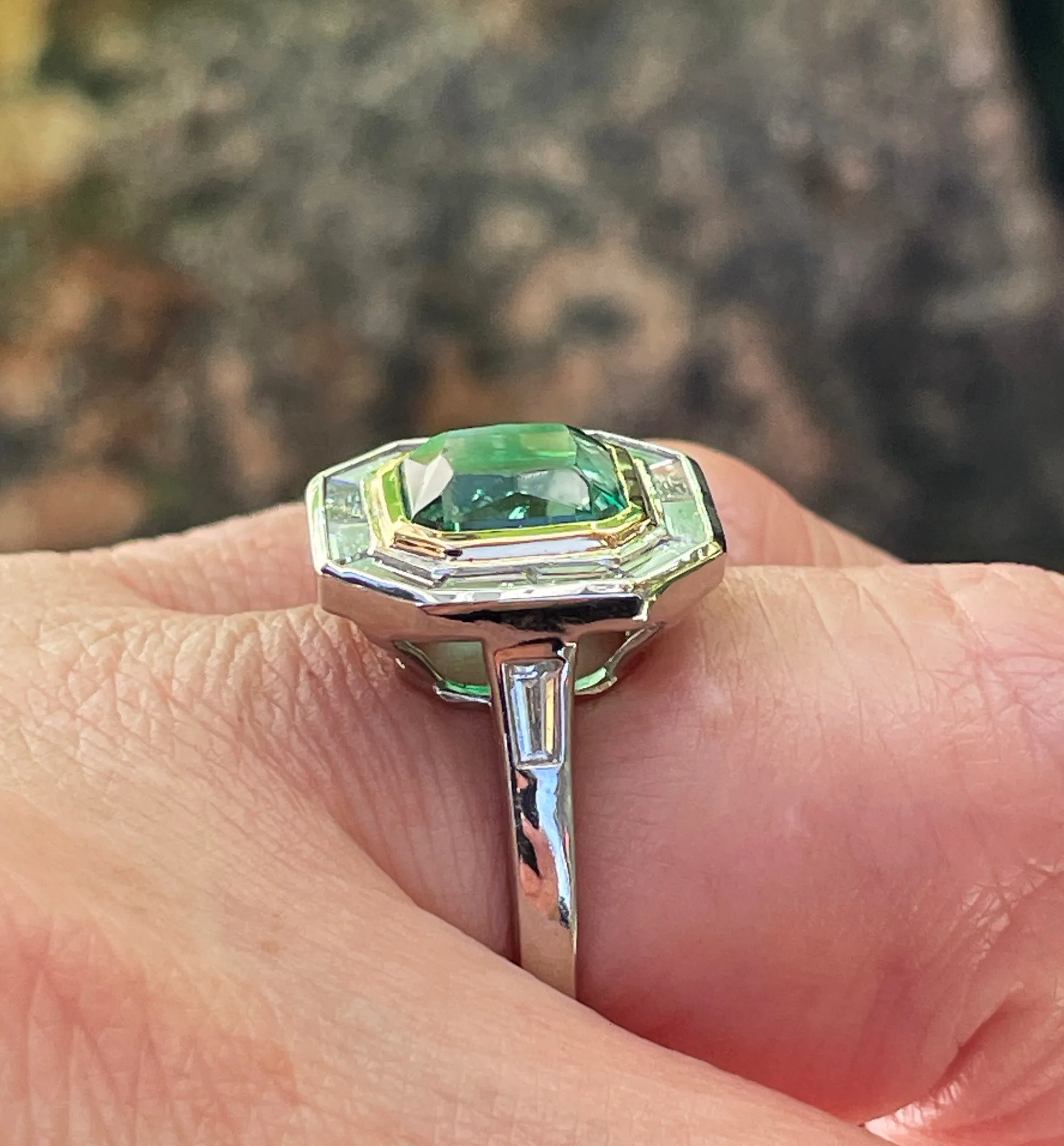 AGL Insignificant VVS 4.66ctw Natural Green Emerald Diamond Platinum 18k YG Ring