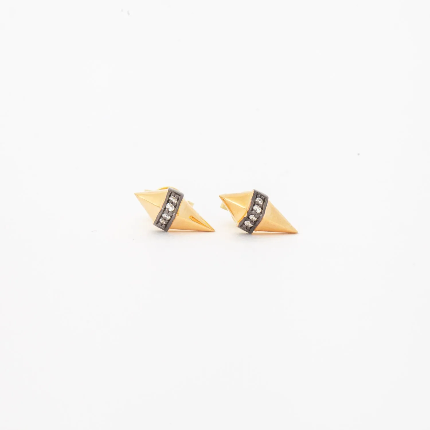 All Gold Pietra Studs