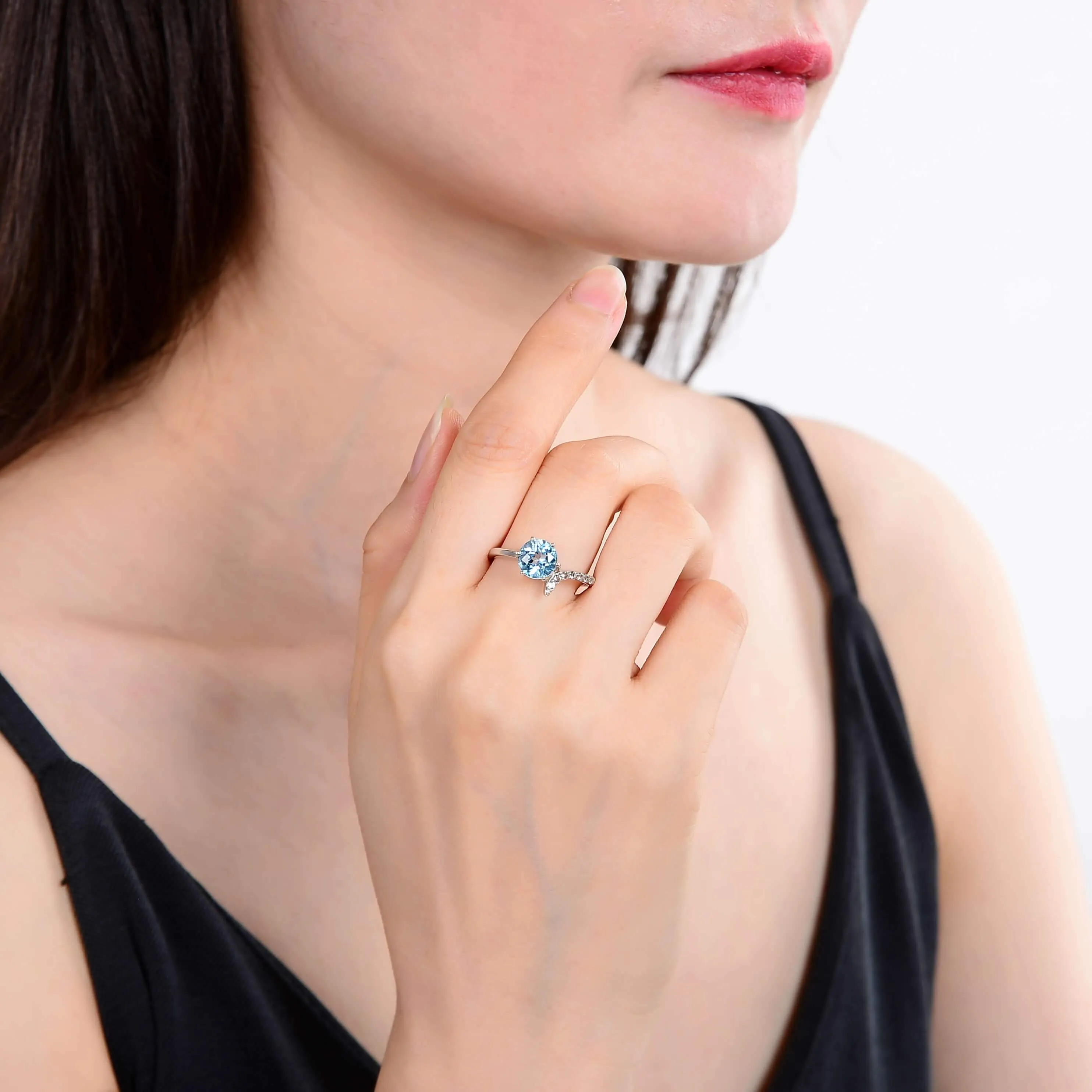 Blue Topaz Round Shaped Classic Ring