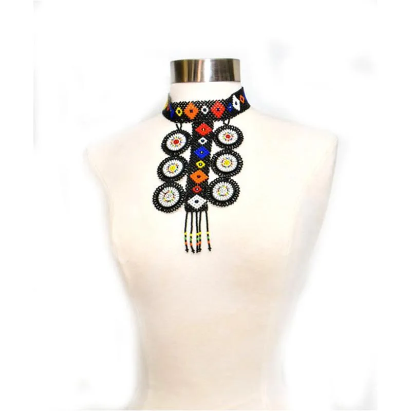 Chi Short Beaded Necklace 05 | Handmade in Tanzania