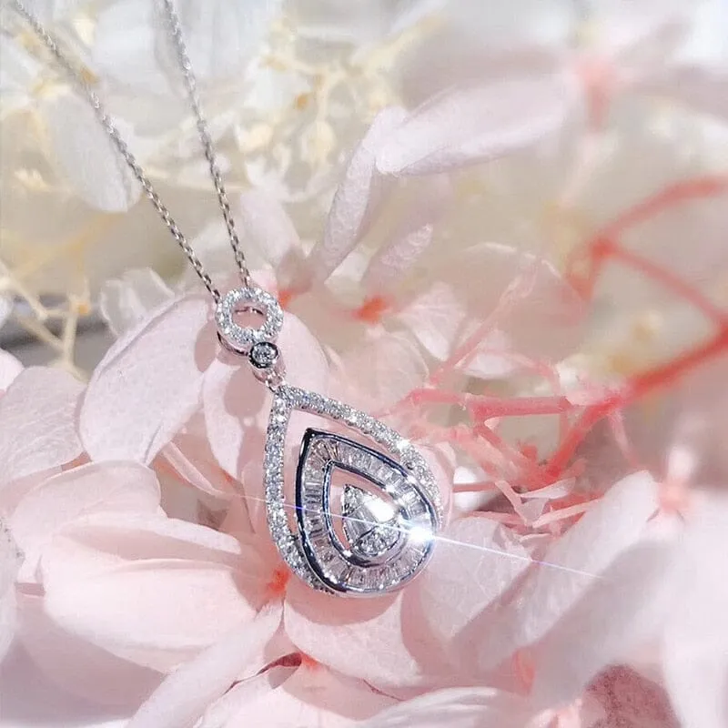 Fashion Girly Diamond Pendant Necklace