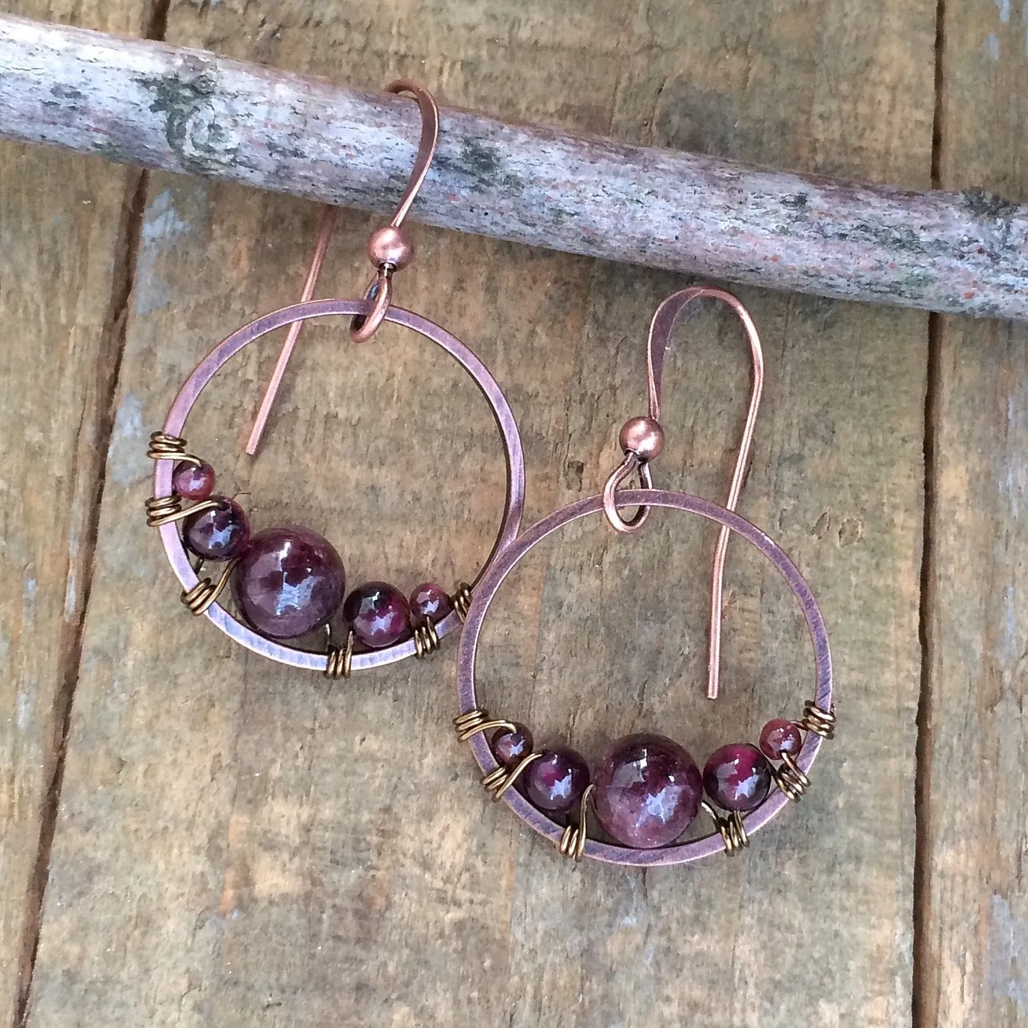 Garnet Earrings, Copper Hoop Earrings, Birthstone Jewelry, Red Stone Earrings, Minimalist Hoop Earrings, Copper Earrings