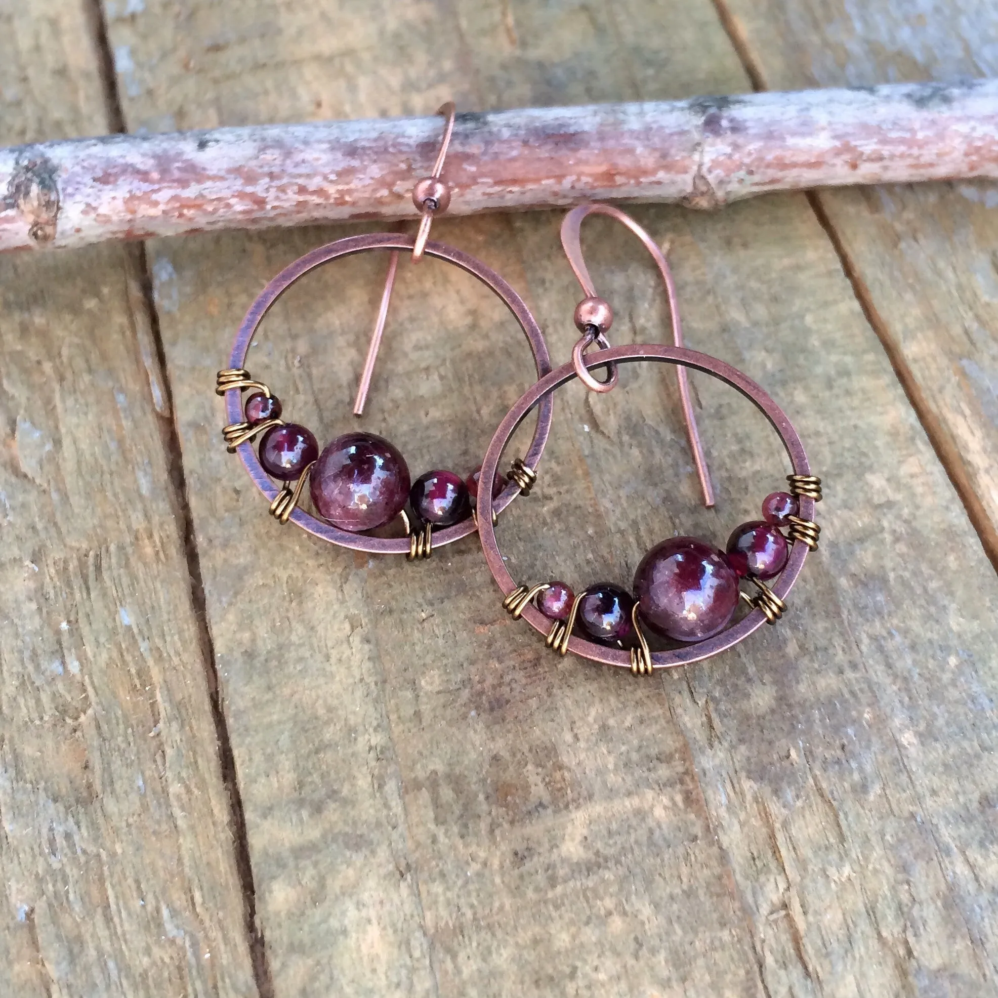 Garnet Earrings, Copper Hoop Earrings, Birthstone Jewelry, Red Stone Earrings, Minimalist Hoop Earrings, Copper Earrings