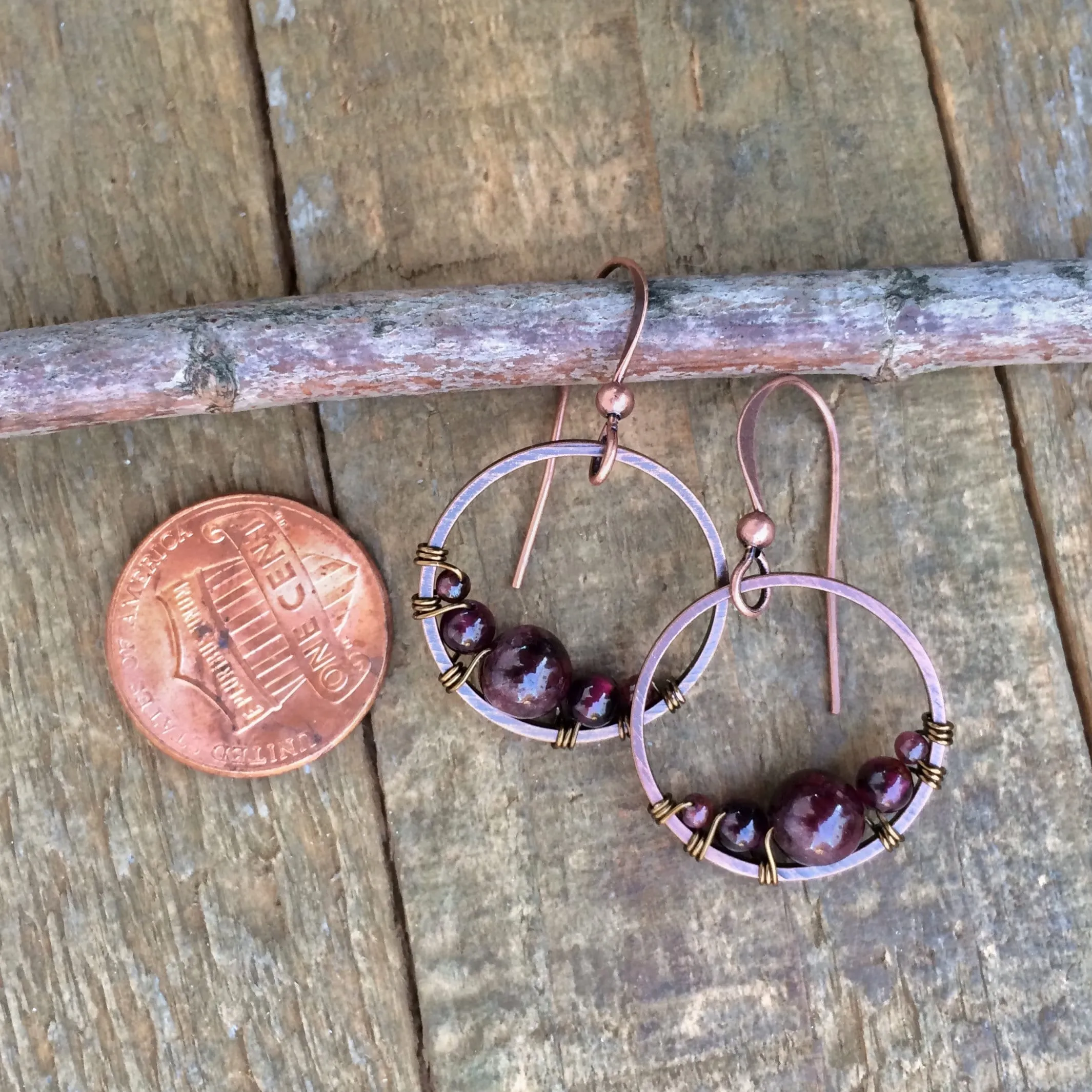 Garnet Earrings, Copper Hoop Earrings, Birthstone Jewelry, Red Stone Earrings, Minimalist Hoop Earrings, Copper Earrings