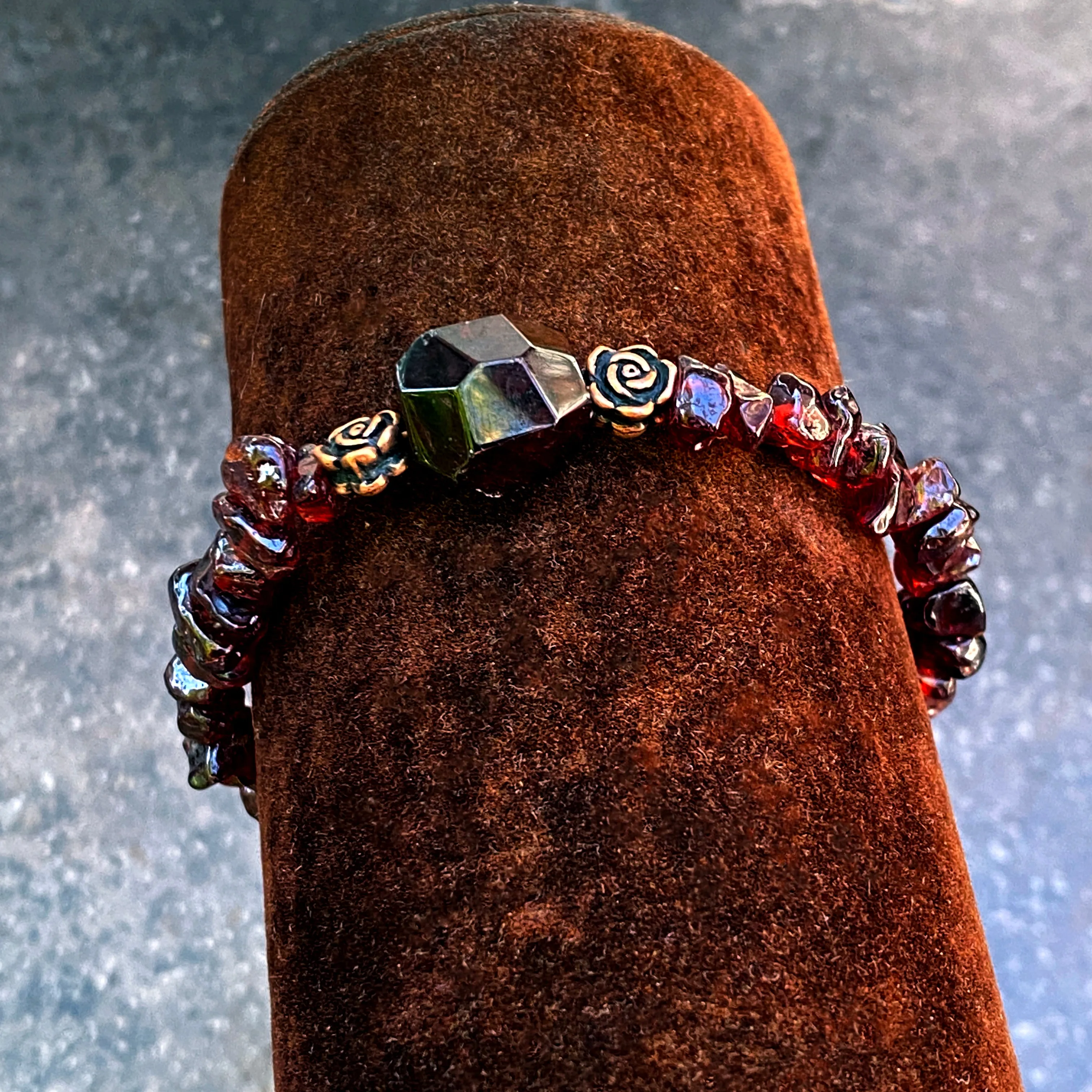 Garnet gemstone and Copper Rose clasp Bracelet