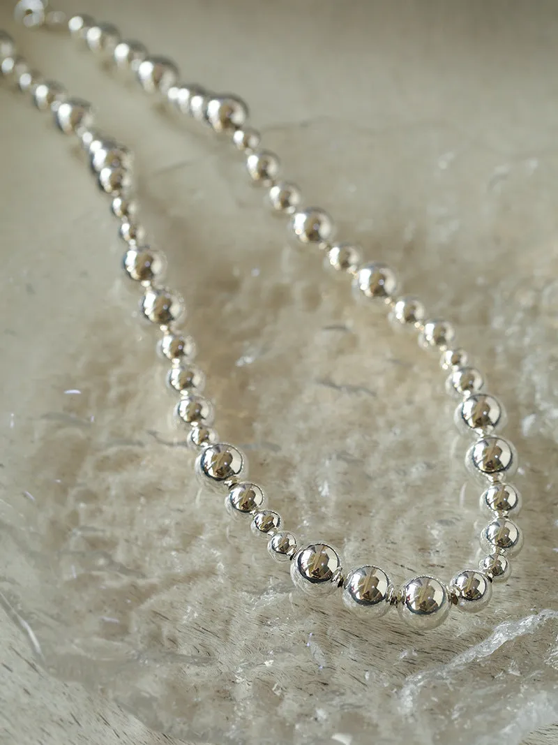 Graduated Round Ball Necklace