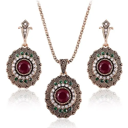 Luxury Indian and Turkish Crystal Flower Necklace & Earrings Vintage Jewelry Set