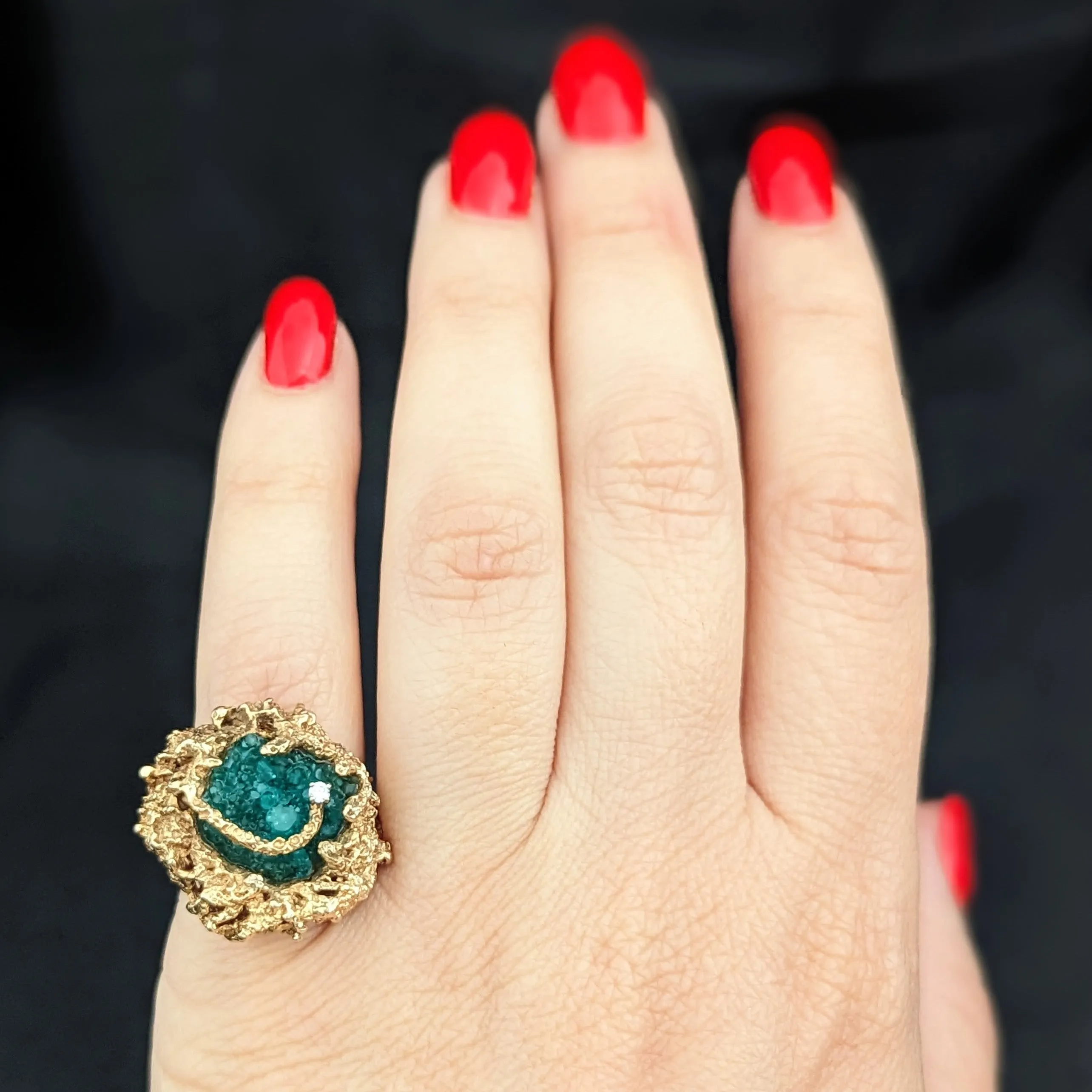 The Lecce - 1970s Diamond Crystalline Lab Created Emerald 14k Gold Brutalist Cocktail Ring