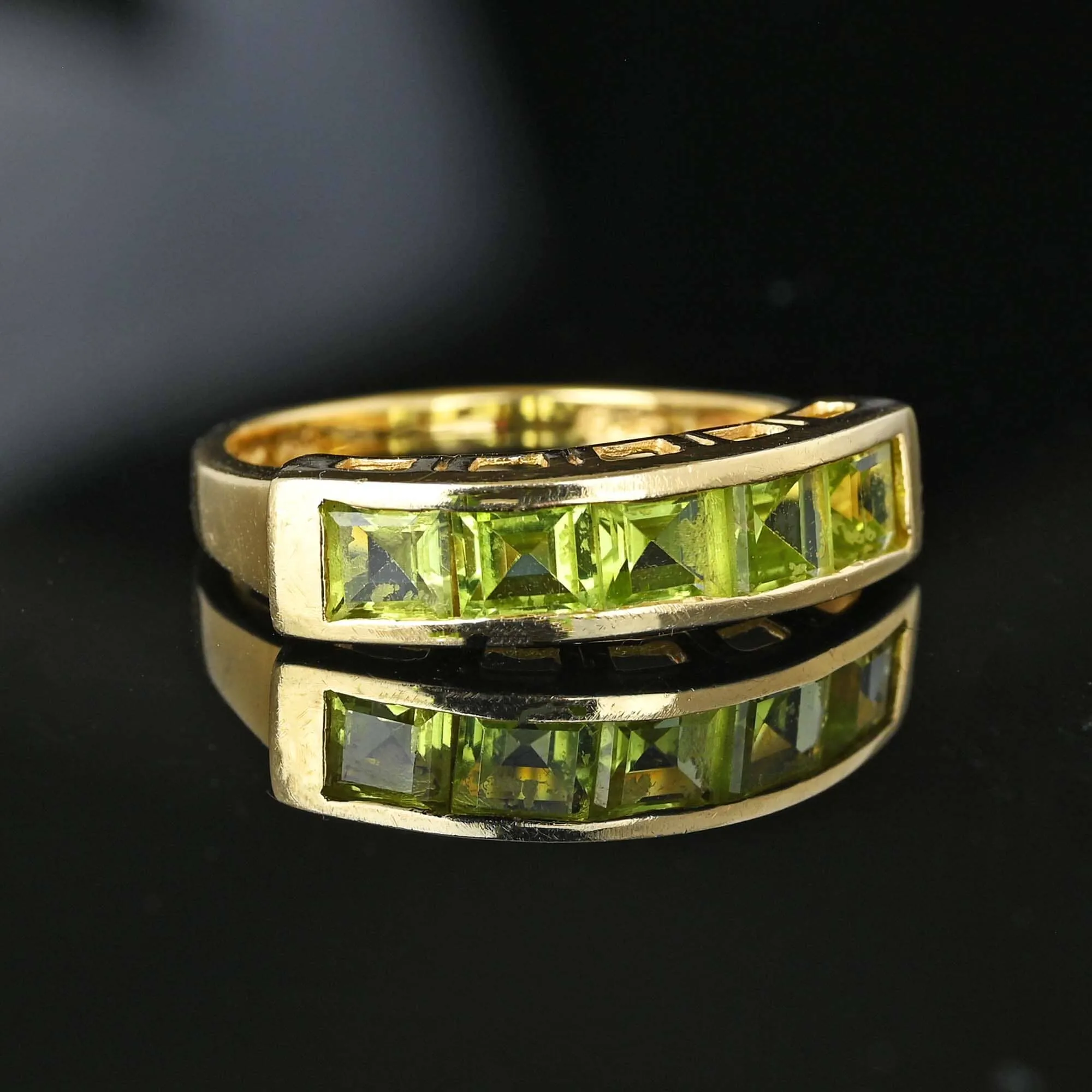 Vintage 14K Gold Channel Set Peridot Ring Band