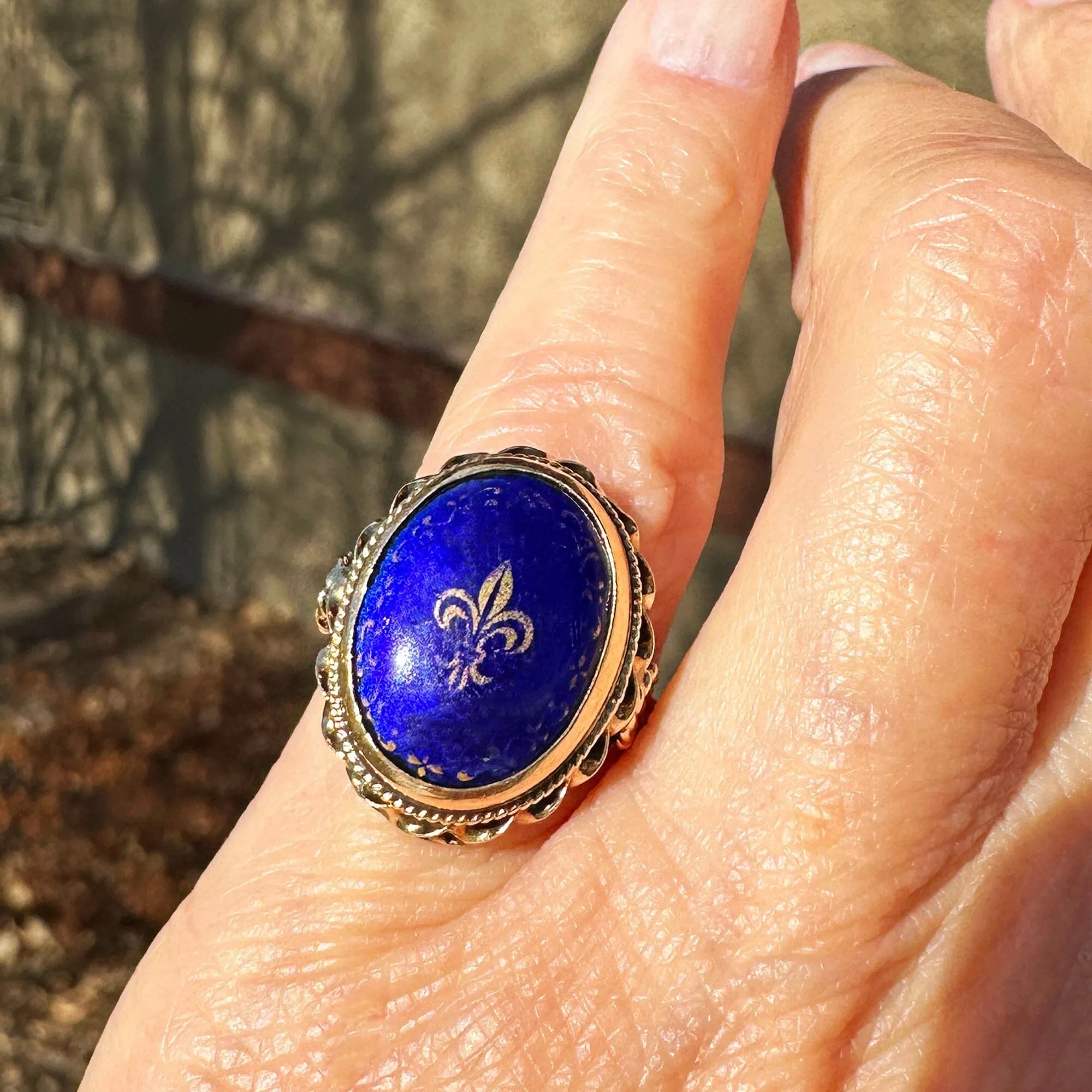 Vintage 14K Gold Cobalt Blue Enamel Fleur De Lis Ring